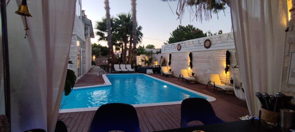 Villa Maria Lagonissi - Private Villa upstairs with exclusive access to pool & outside areas Villa in East Attica Regional Unit, Greece