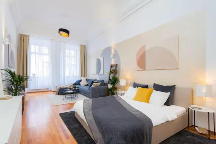 LuxePair Suites Near Prague Castle Apartment in Prague