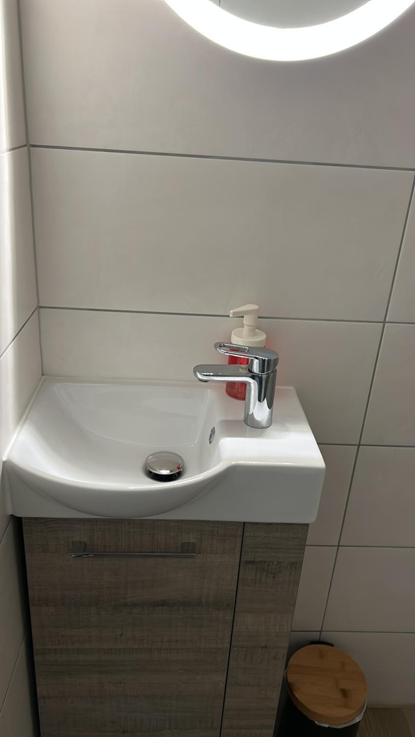 Studio T à 5mn euro airport avec terrasse Apartment in Saint-Louis