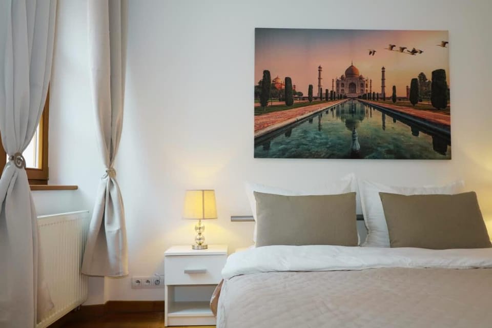Bed, Decorative detail, Bedroom