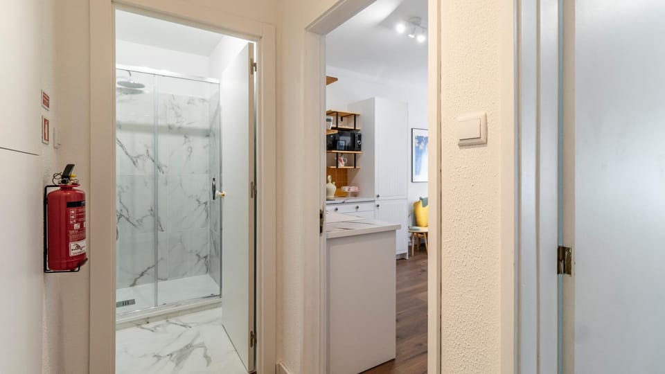 Campinho 1T - Stylish 1BR by LovelyStay Apartment in Porto