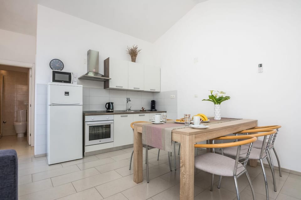 Other, Dining area