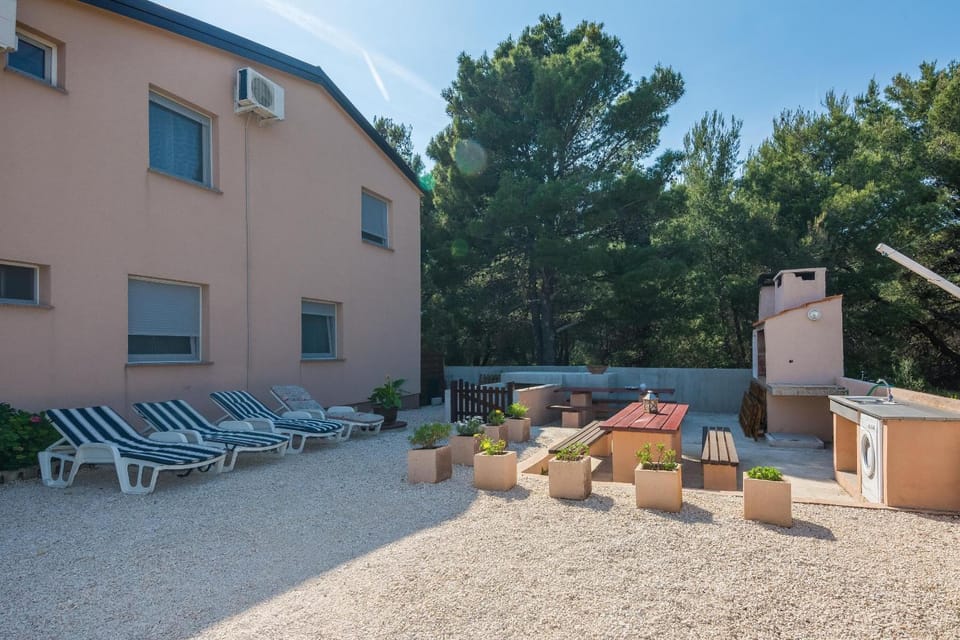 Property building, Patio, BBQ facilities, Balcony/Terrace, Area and facilities