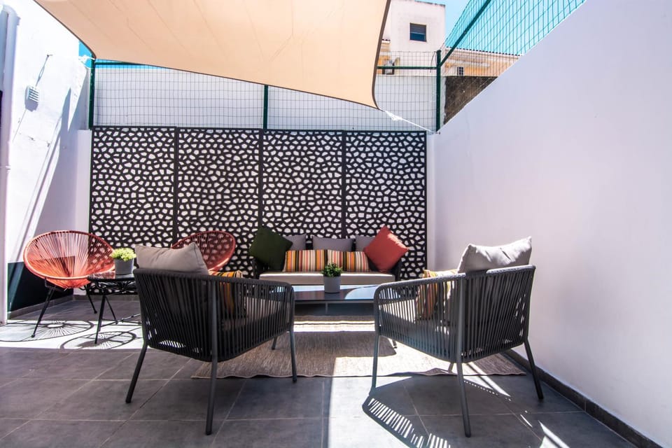 Property building, Seating area