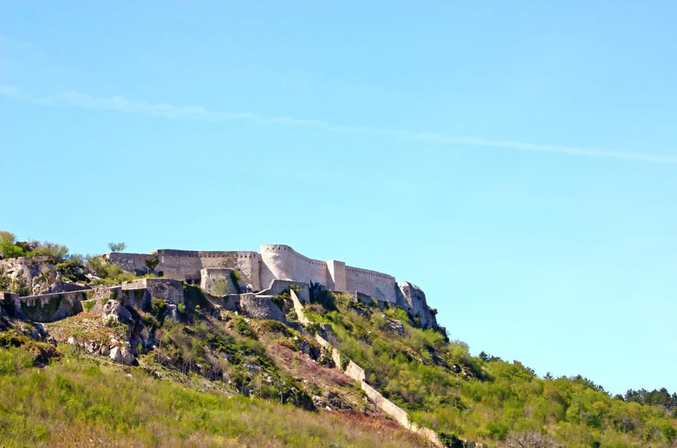 Nearby landmark