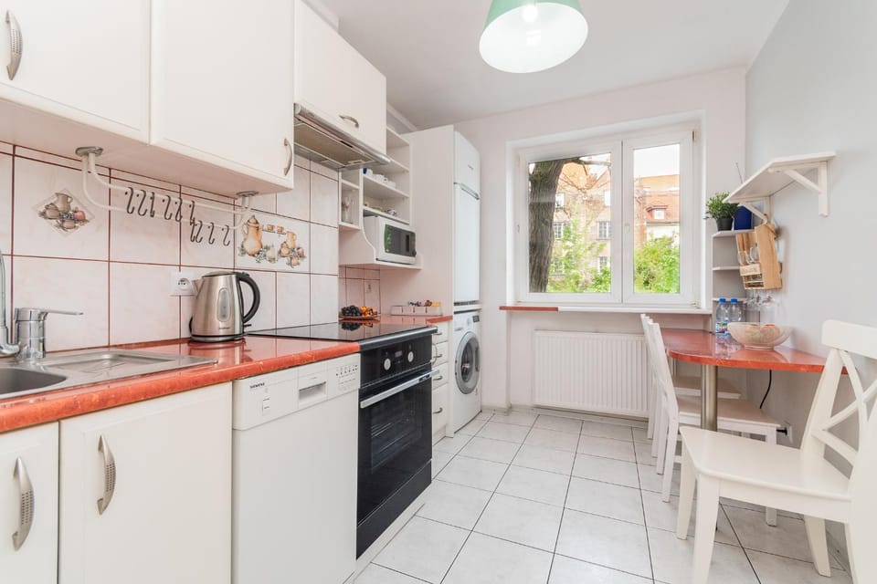 dishwasher, microwave, oven, stove, washing machine
