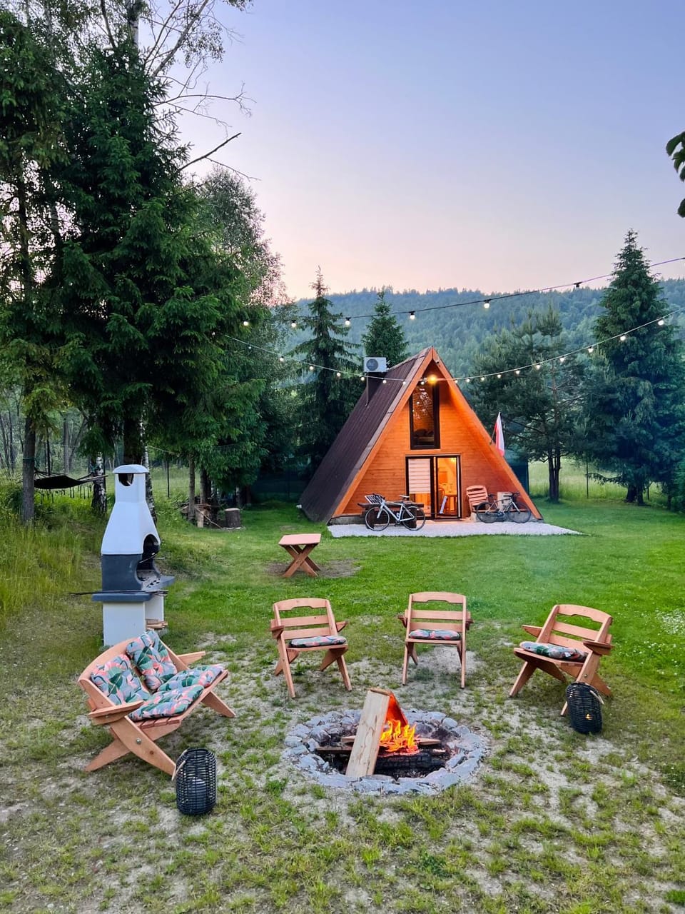 Property building, Natural landscape, BBQ facilities, Garden, Garden view, Mountain view