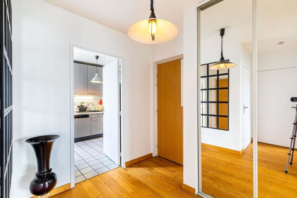 Catch a break near the Seine Apartment in Charenton-le-Pont