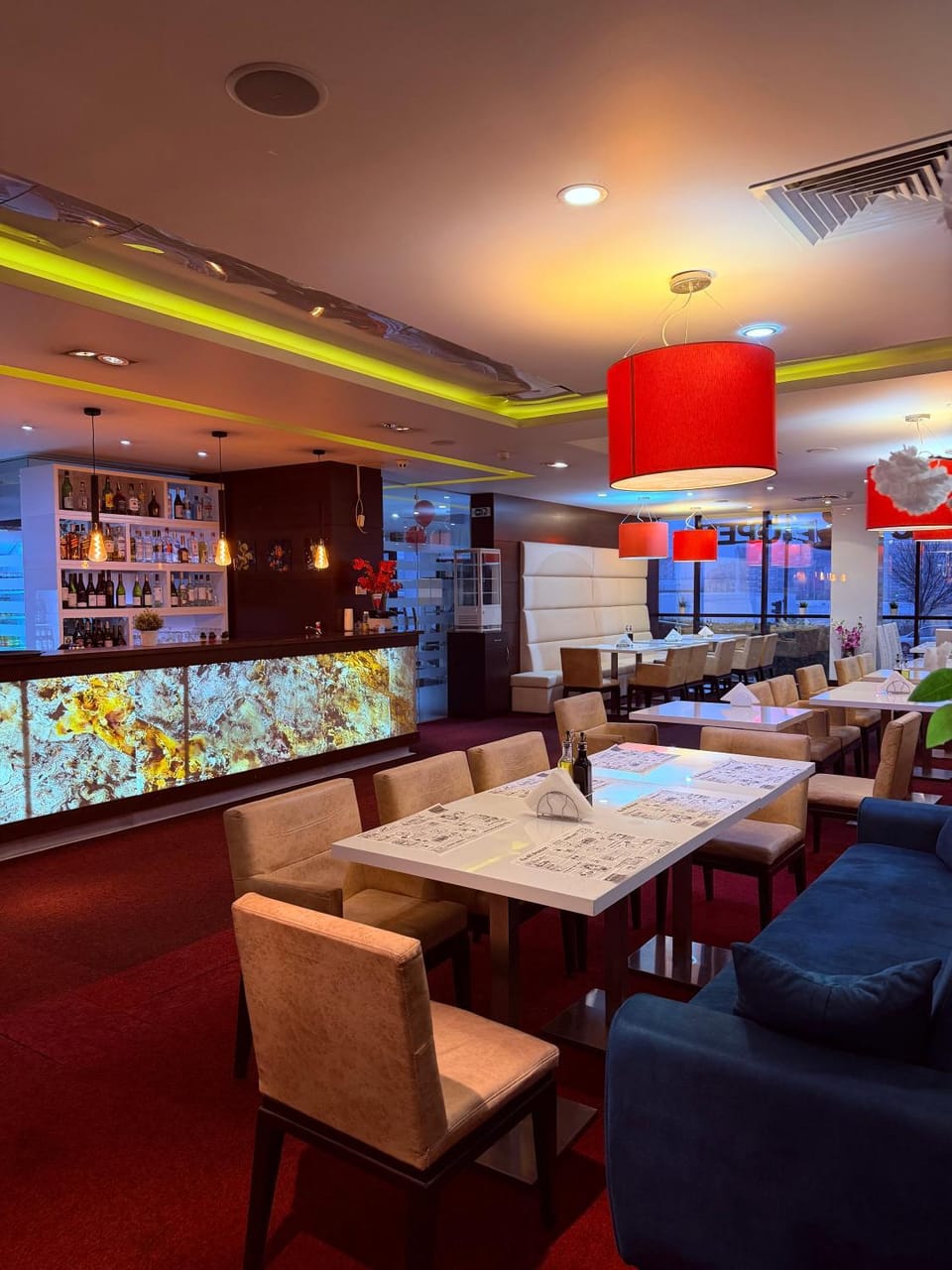 Restaurant/places to eat