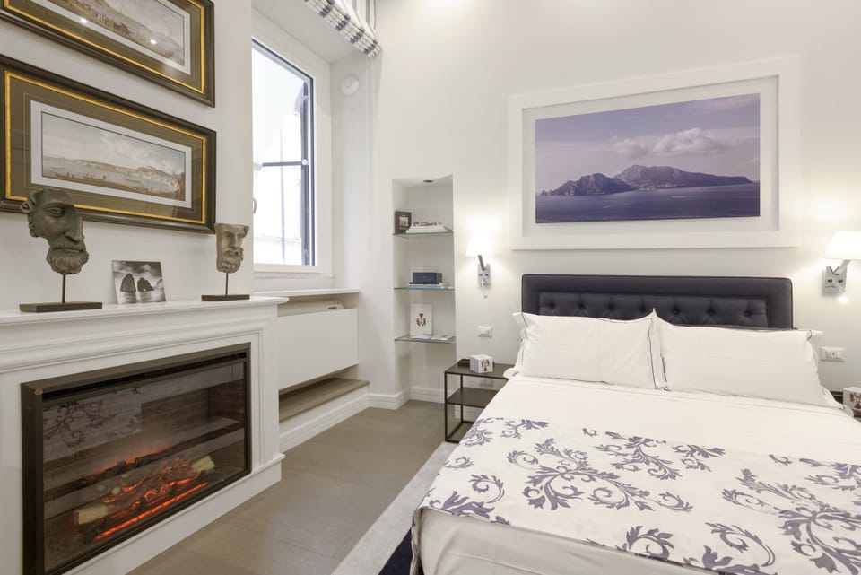 Bed, Photo of the whole room, Bedroom, flat iron