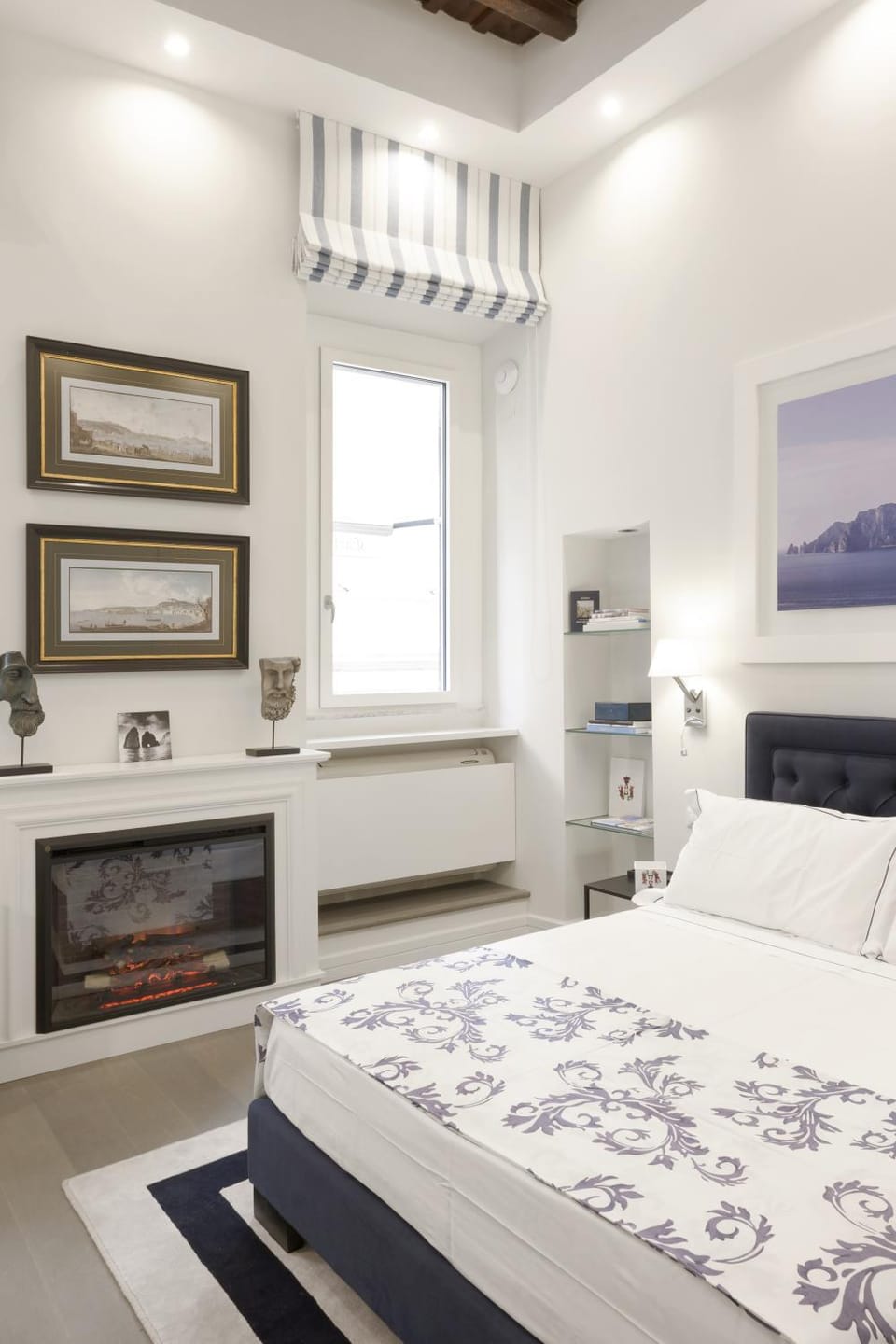 Bed, Bedroom, flat iron