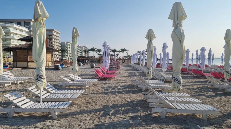 Marlyn Seaside Love Apartment in Constanța County