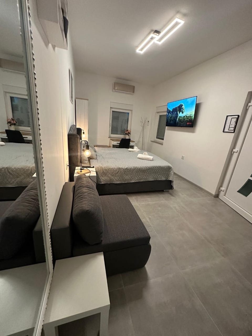 Bed, Bedroom