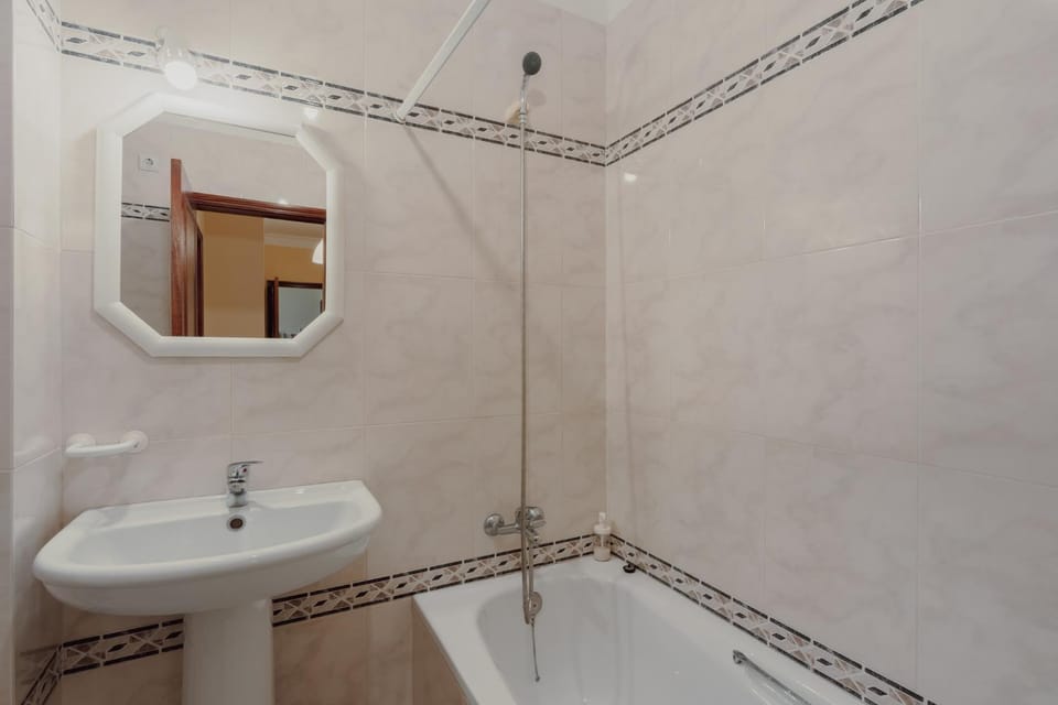 Rising Sun Apartment by Best2Stay Apartment in Matosinhos