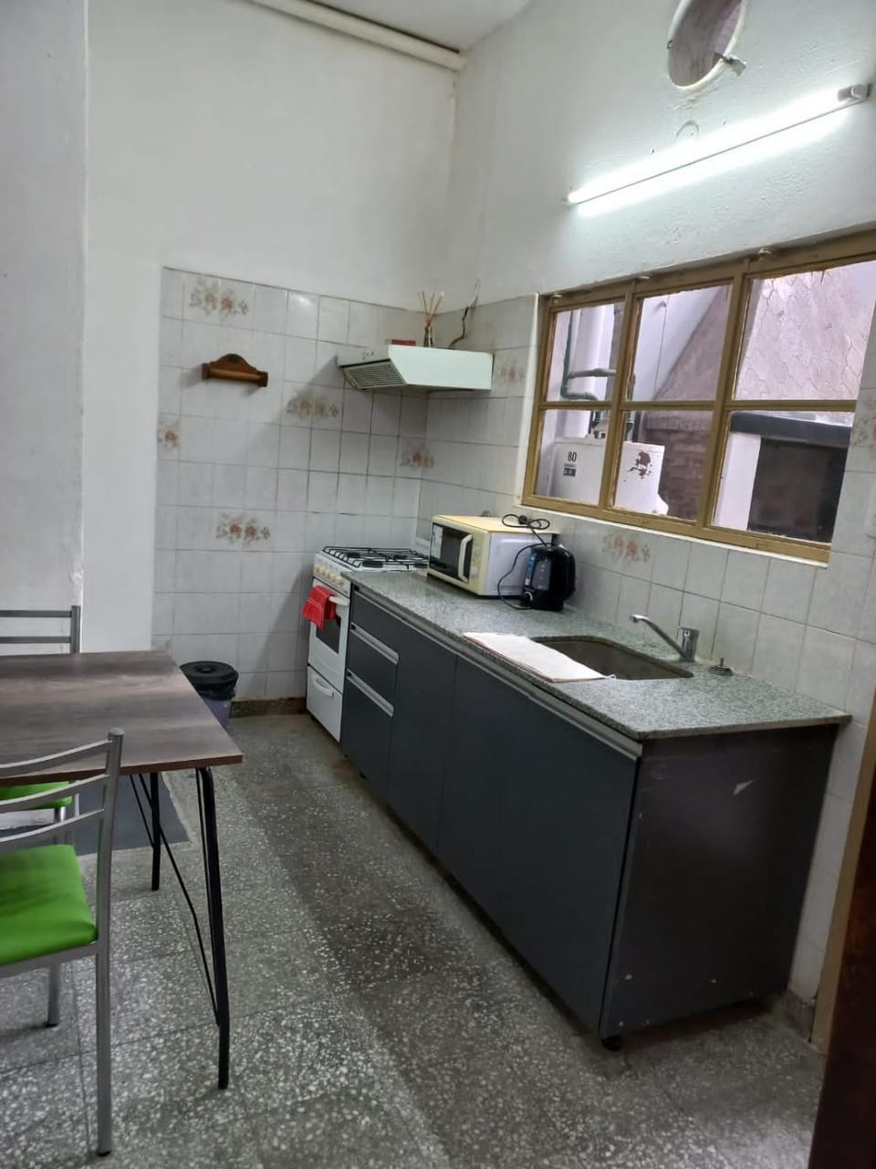 Kitchen or kitchenette, Dining area, minibar, pet friendly, stove