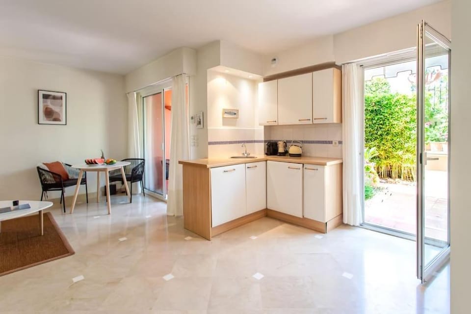 L34 Staywiz us - Hermès Suite terrace parking AC 2mins SEA Apartment in Saint-Jean-Cap-Ferrat