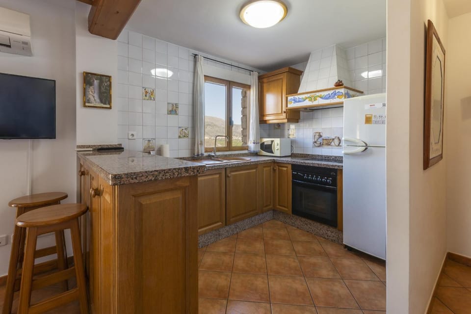 Kitchen or kitchenette, Other