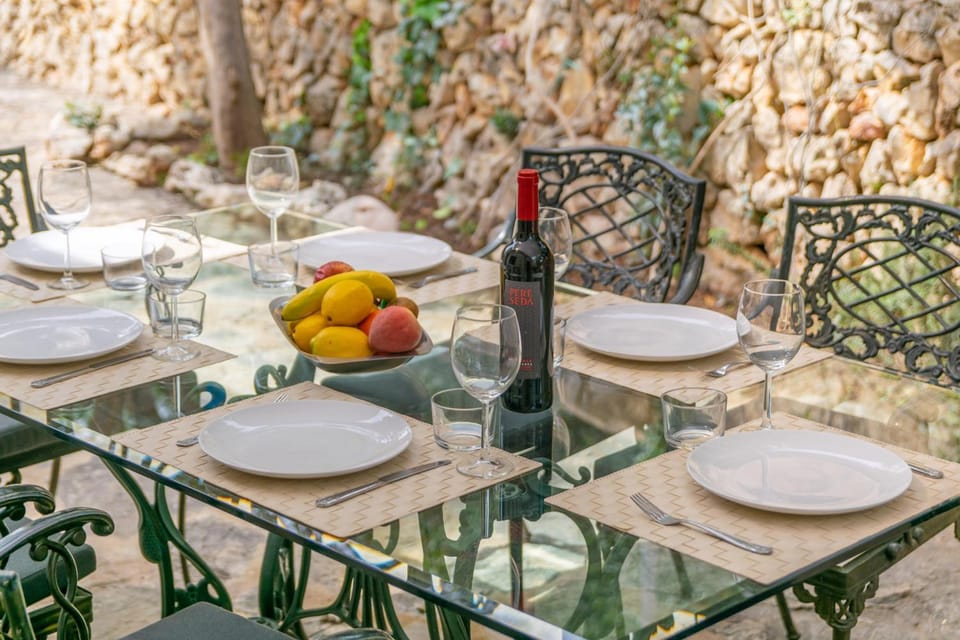 Other, Dining area
