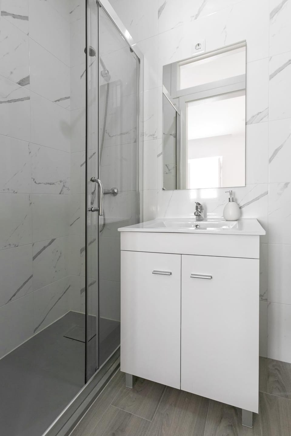 Shower, Bathroom