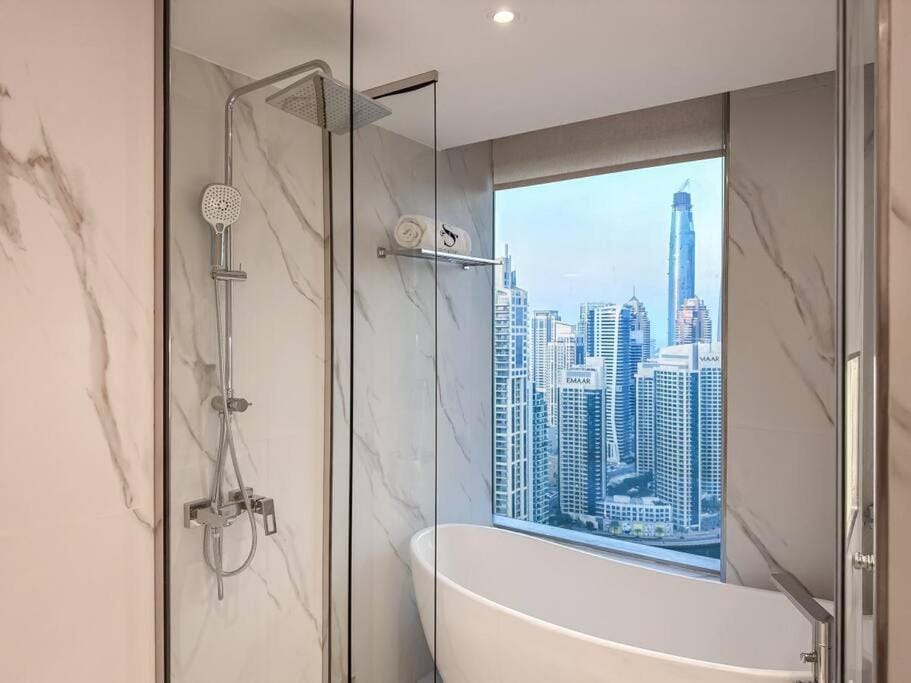 Breathtaking view studio – Address Dubai Marina Apartment in Dubai