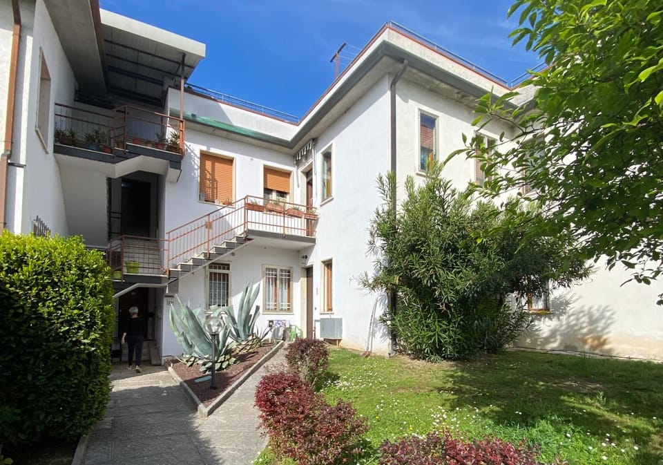 Property building, Garden