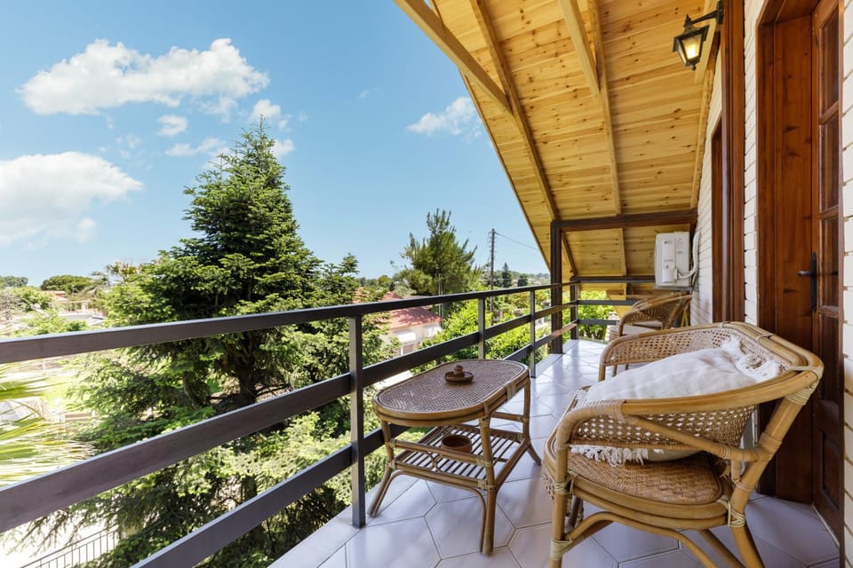 Balcony/Terrace, Garden view