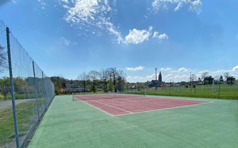 Tennis court