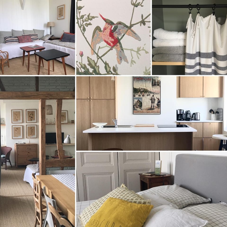 Kitchen or kitchenette, Living room, Decorative detail, Seating area, Bedroom