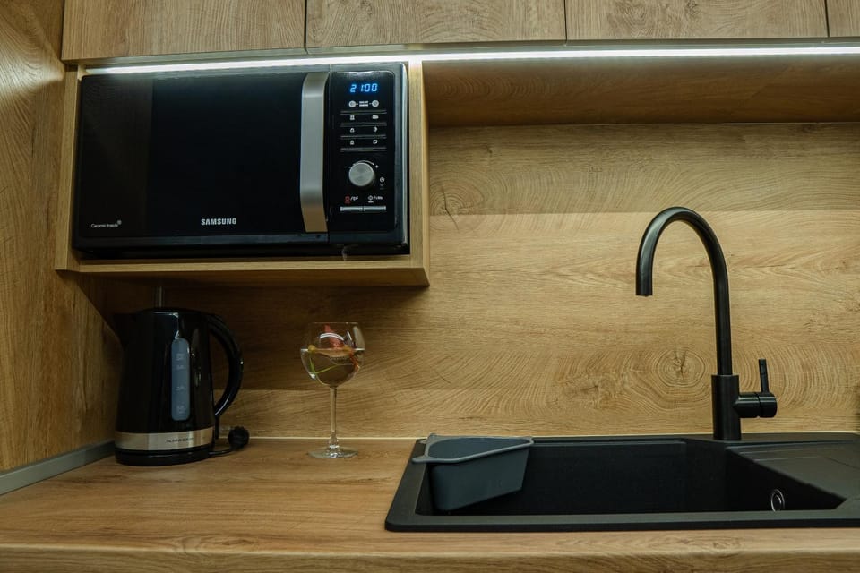 minibar, kitchen