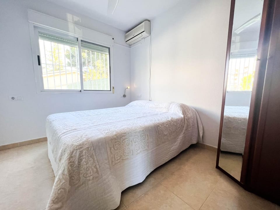 Bed, Photo of the whole room, Bedroom, wardrobe, air conditioner