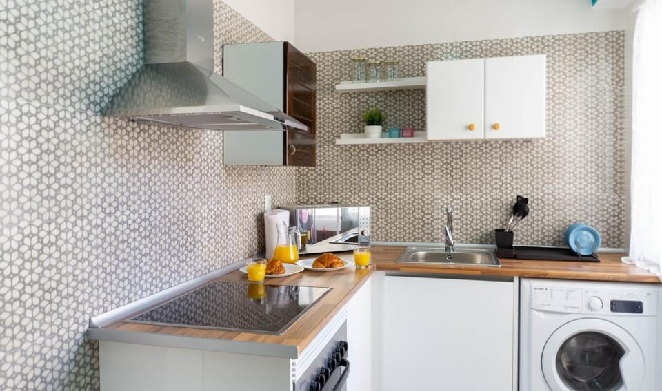 Kitchen or kitchenette, minibar, pet friendly, toaster, washing machine