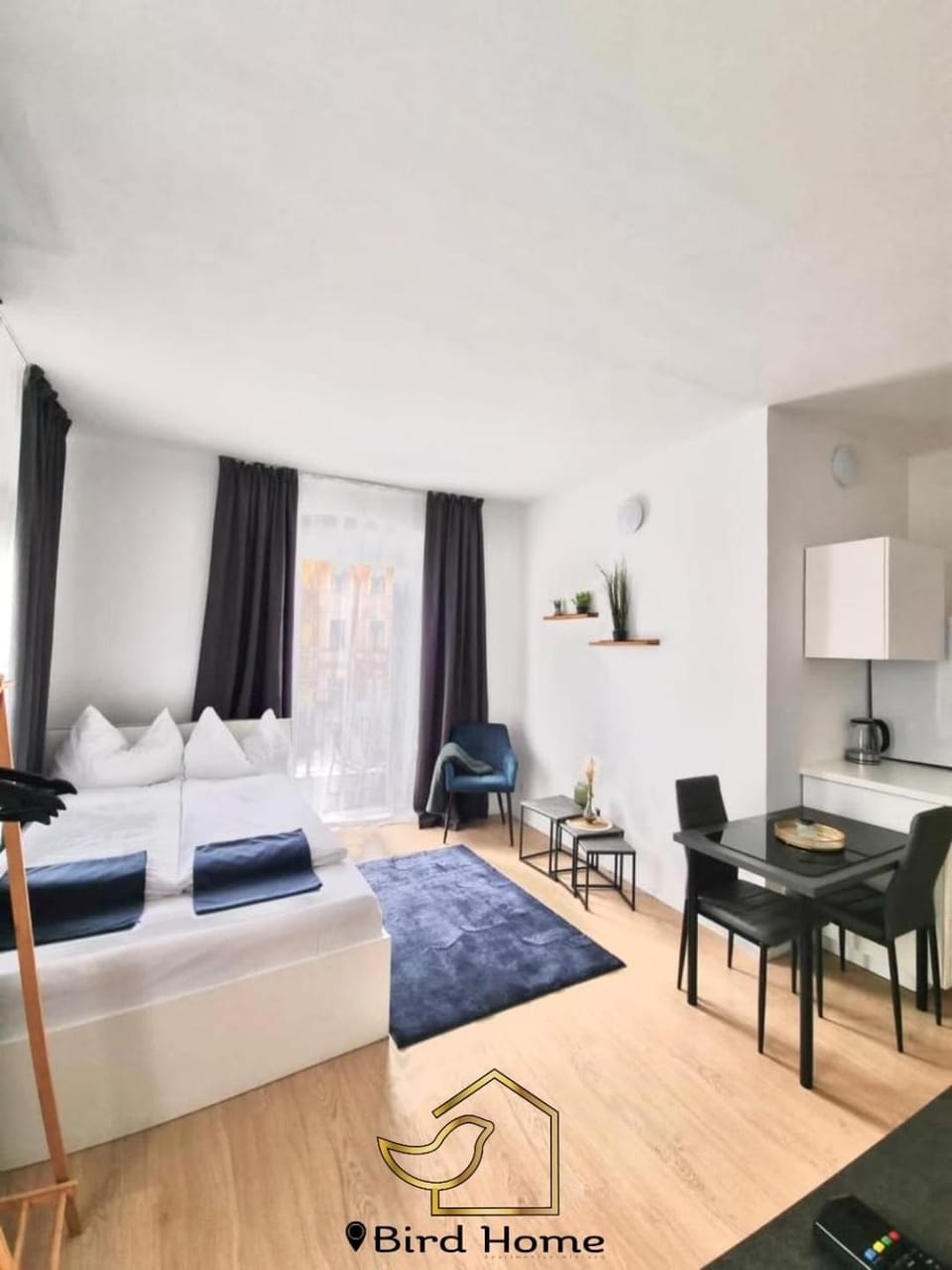 Bird Home Room 10 Apartment in Klagenfurt