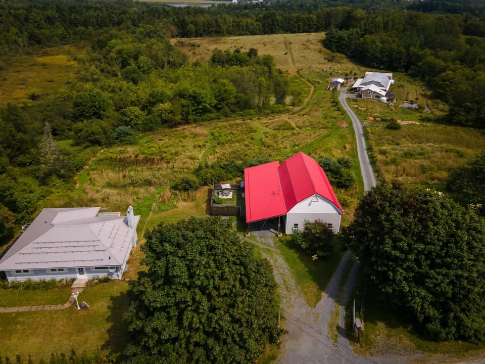 Red Barn Bed & Breakfast House in New Brunswick