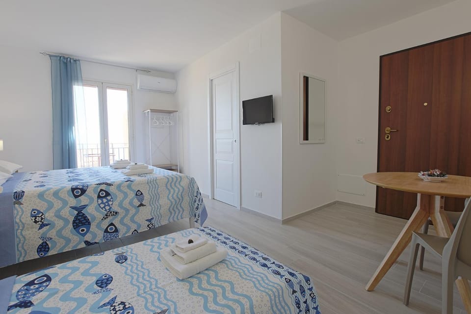 TV and multimedia, Photo of the whole room
