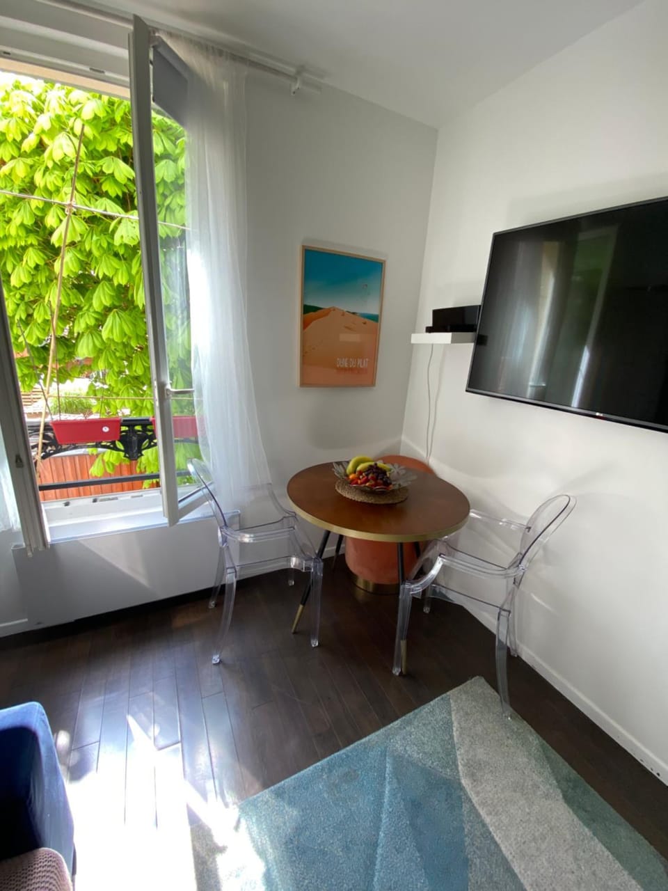 TV and multimedia, Living room, Seating area, Dining area, Evening entertainment