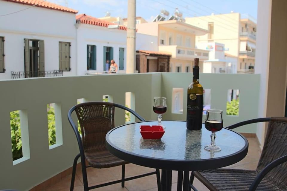 View (from property/room), Balcony/Terrace