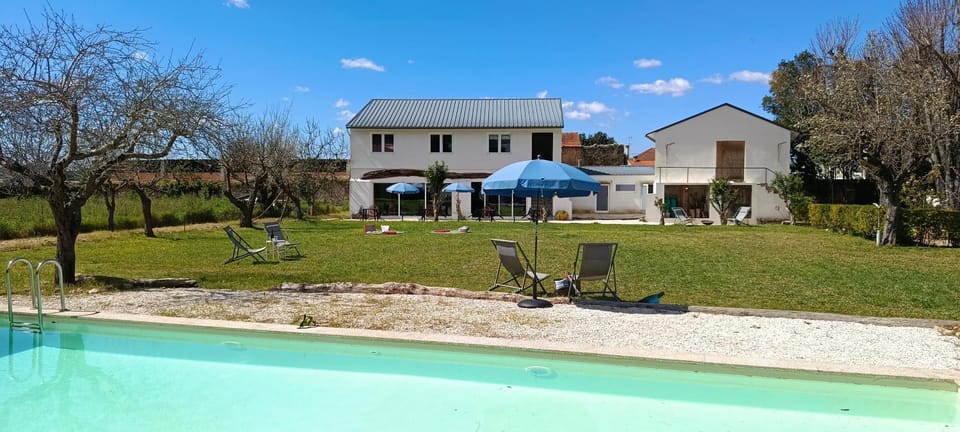 Property building, Garden, Swimming pool