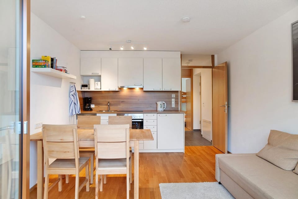 Property building, Kitchen or kitchenette, Living room