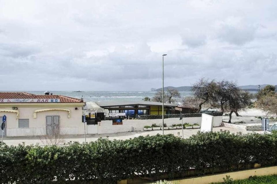 Bilocale Fronte Mare Sparaglione House in Alghero