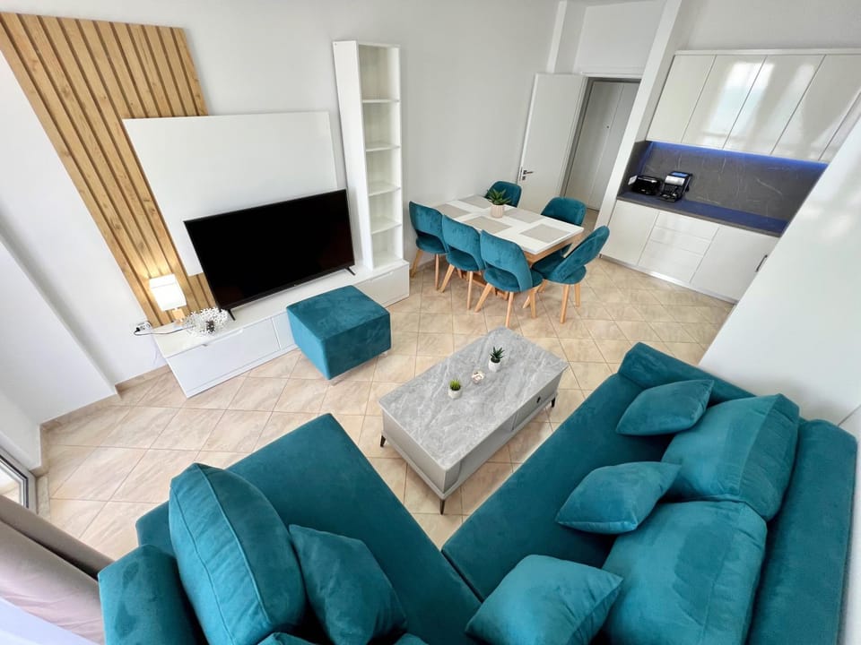 TV and multimedia, Living room, Dining area