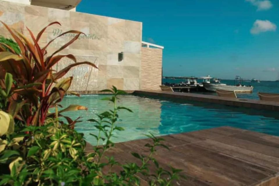 Day, Natural landscape, Pool view, Swimming pool