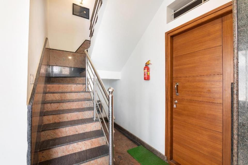 Crystal Suites Bed and Breakfast in Bengaluru