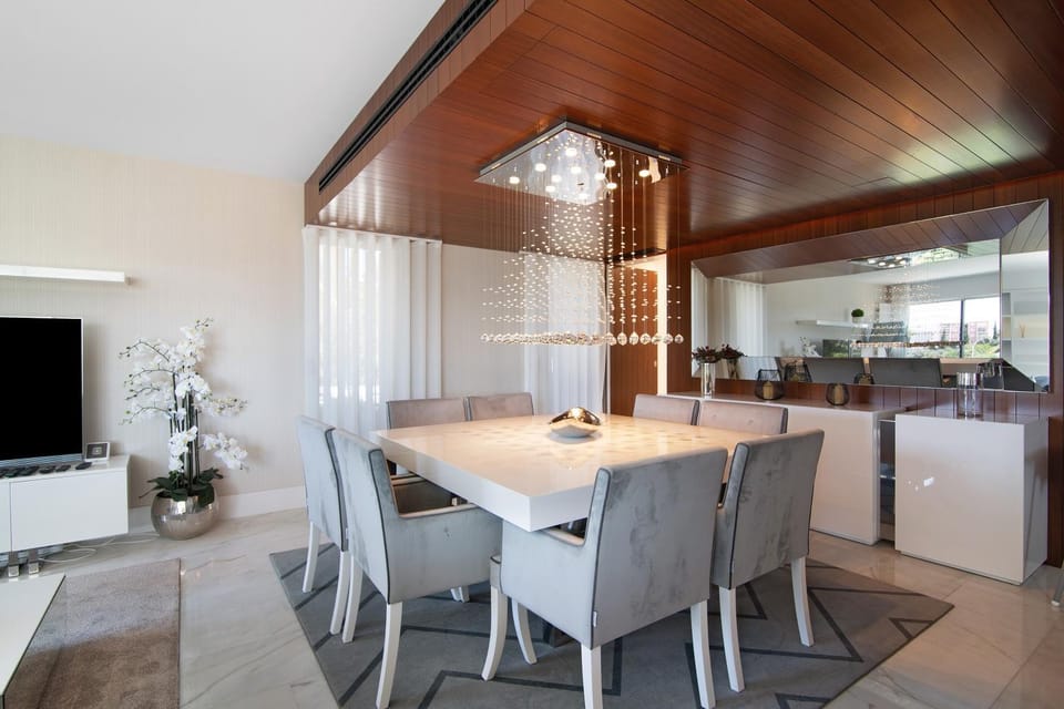 Property building, Kitchen or kitchenette, Living room