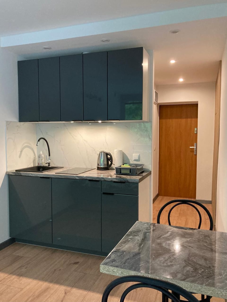 Kitchen or kitchenette, stove