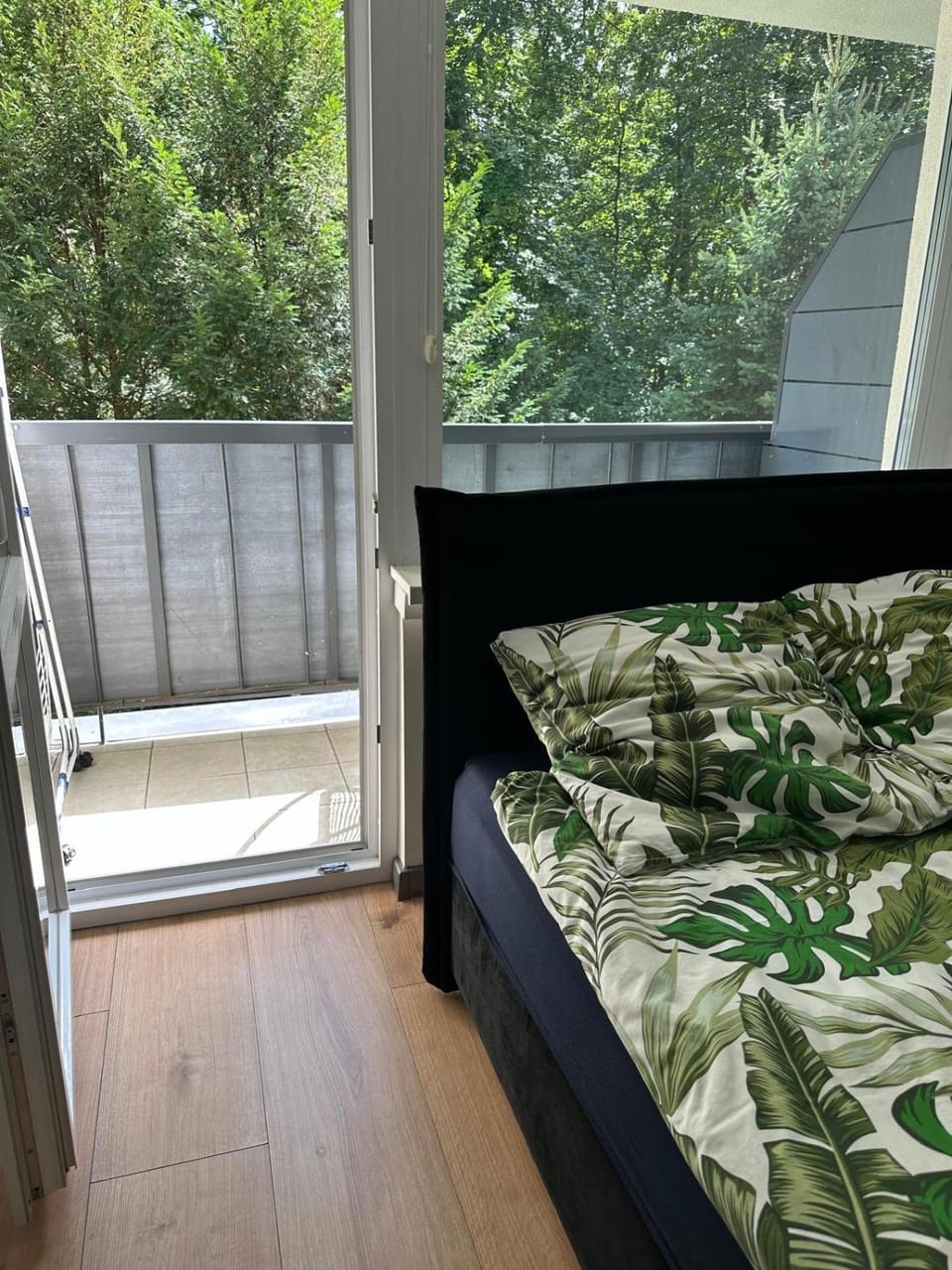 Bed, View (from property/room), Balcony/Terrace, Bedroom