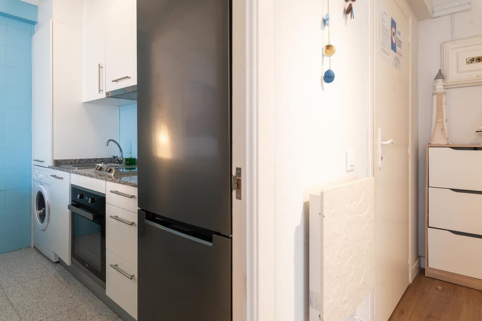 Kitchen or kitchenette, stove, stove, kitchen, kitchen