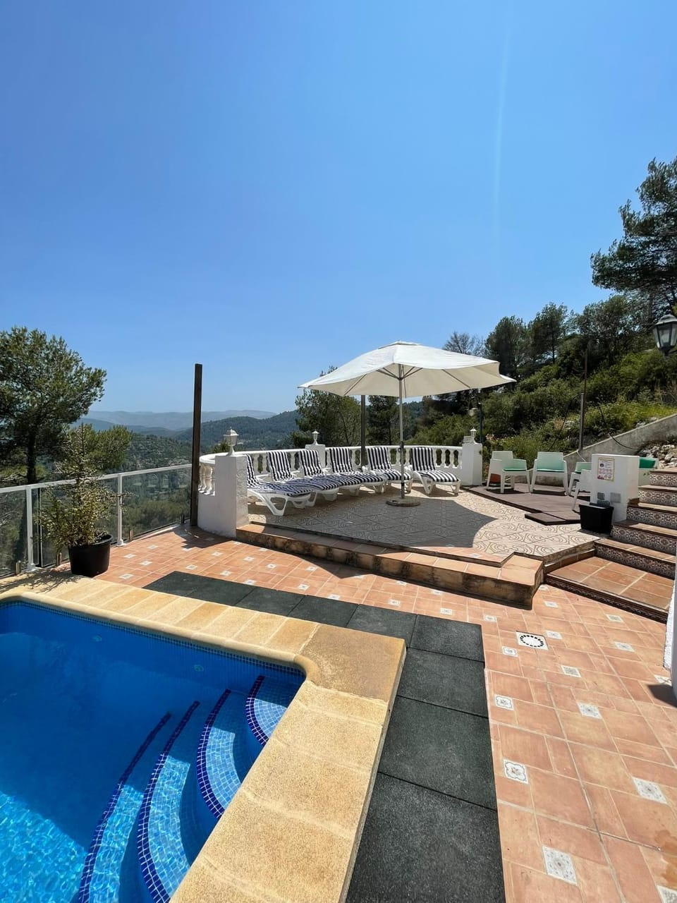 Mountain view, Pool view, Swimming pool