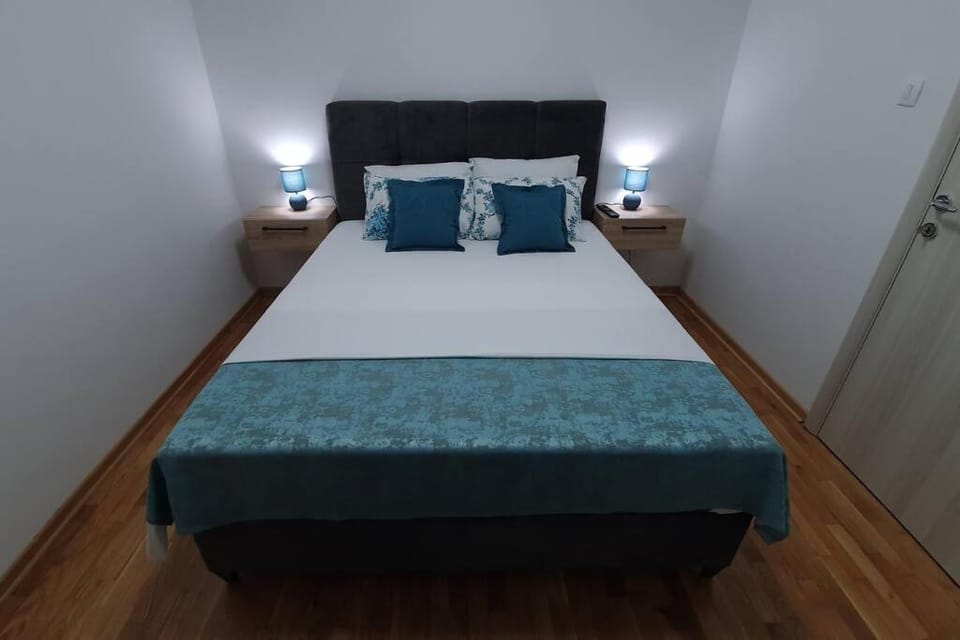 Apartman N Apartment in Dobrota