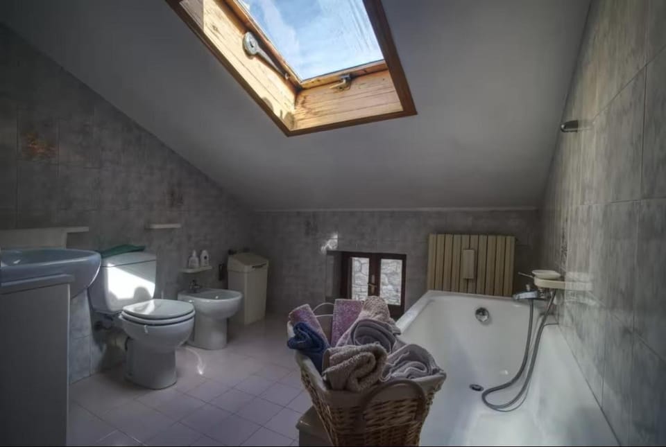 Lucus House Bed and Breakfast in Marche