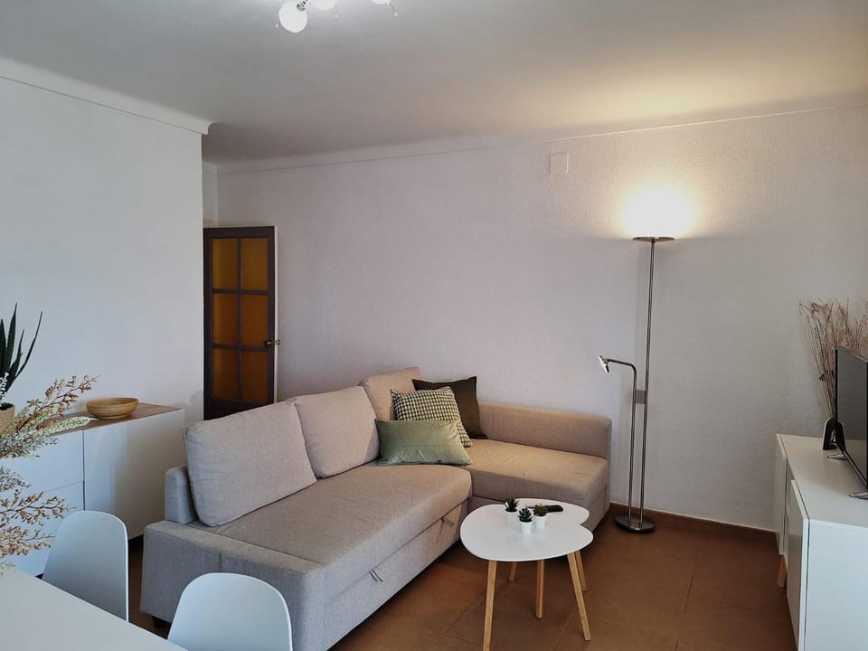 Belmont 3-2 Apartment in Baix Empordà